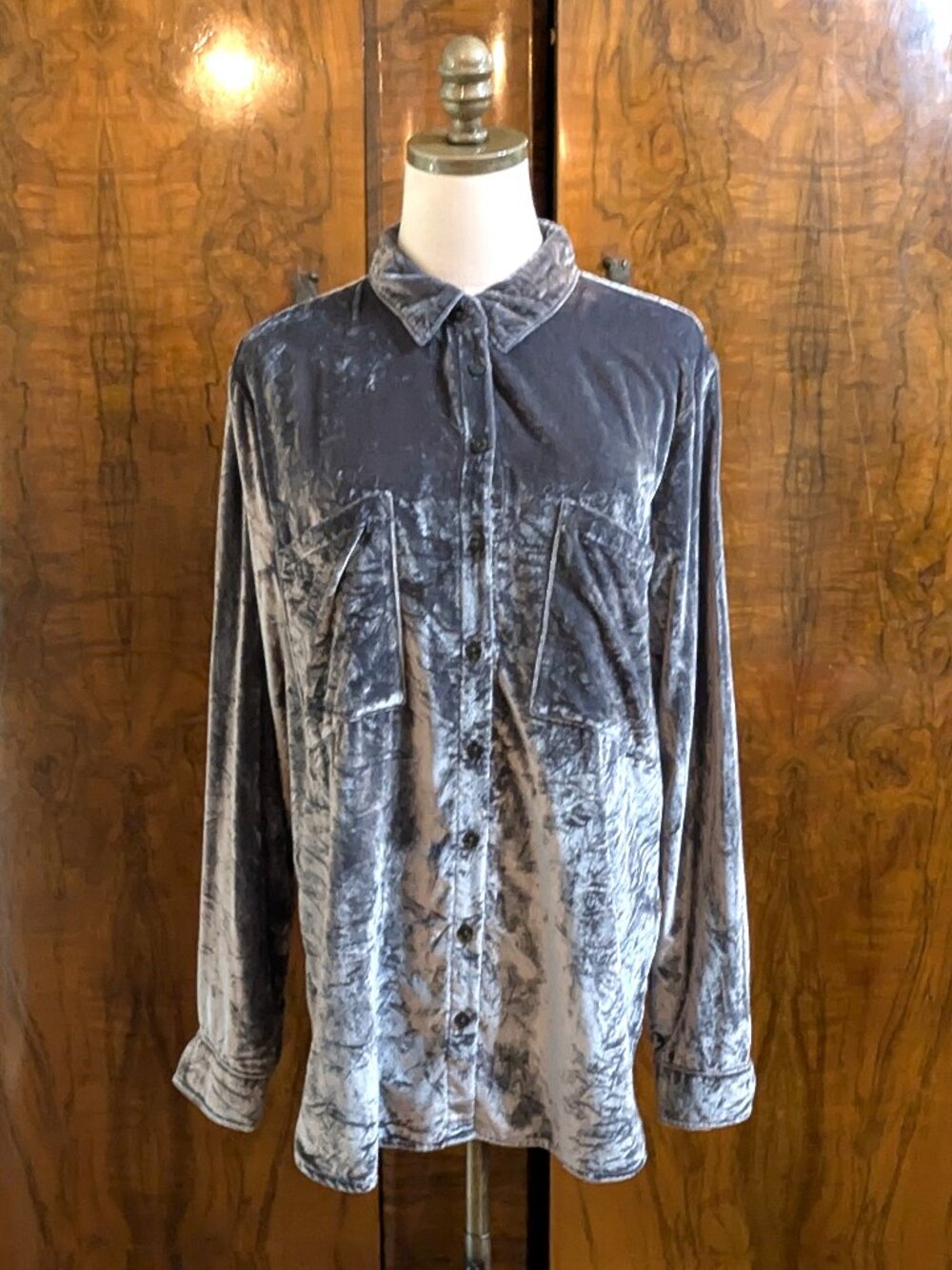 Anthropologie Pilcro The Hadley Relaxed Velvet Button Down Shirt Size L